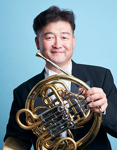 ISOHATA Tsutomu